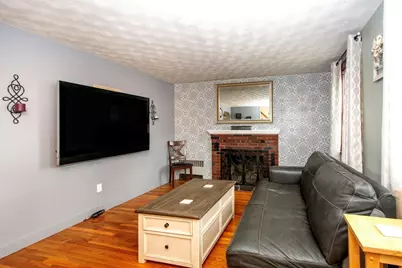 214 Mechanic St, Foxboro, MA 02035 - Photo 14