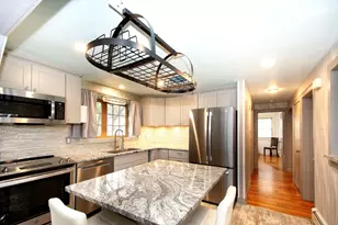 214 Mechanic St, Foxboro, MA 02035 - Photo 8