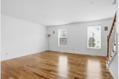 1401 Pawtucket Blvd #2, Lowell, MA 01854 - Photo 14