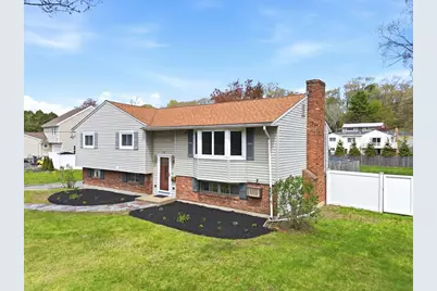 437 Lowell St, Peabody, MA 01960 - Photo 1