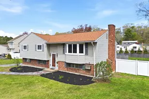 437 Lowell St, Peabody, MA 01960 - Photo 1