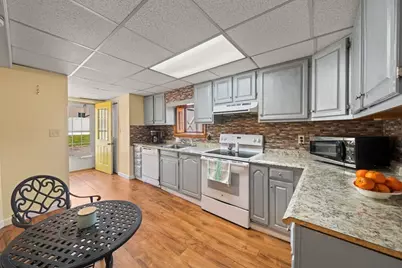 437 Lowell St, Peabody, MA 01960 - Photo 28