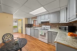 437 Lowell St, Peabody, MA 01960 - Photo 28