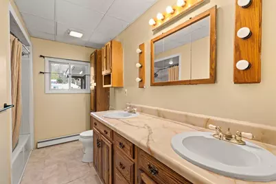 437 Lowell St, Peabody, MA 01960 - Photo 20