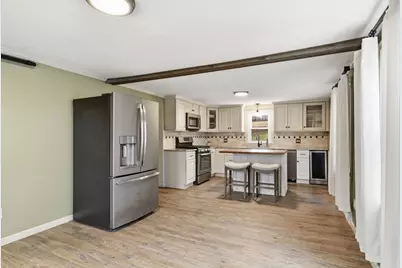 422 S Westfield St, Agawam, MA 01030 - Photo 10