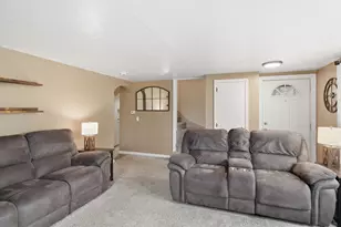 422 S Westfield St, Agawam, MA 01030 - Photo 8