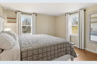 422 S Westfield St, Agawam, MA 01030 - Photo 18