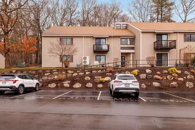 32 Thayer Pond #17, Oxford, MA 01537 - Photo 2