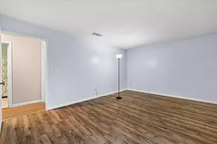 32 Thayer Pond, Oxford, MA 01537 - Photo 10