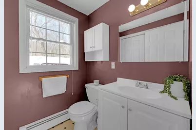 66 Ferry St, Grafton, MA 01560 - Photo 18