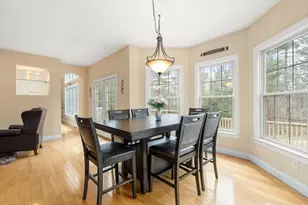 22 Mystic Valley Ln, Uxbridge, MA 01569 - Photo 18