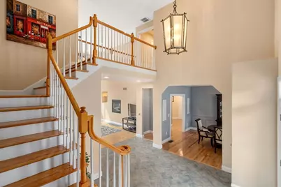 22 Mystic Valley Ln, Uxbridge, MA 01569 - Photo 6