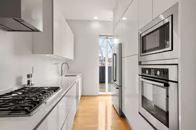 618 E 2nd Street #6, Boston, MA 02127 - Photo 8