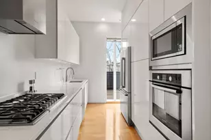 618 E 2nd St, Boston, MA 02127 - Photo 8