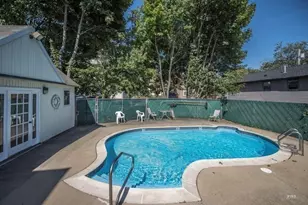 21 Margin St, Lynn, MA 01905 - Photo 28