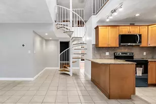 21 Margin St, Lynn, MA 01905 - Photo 12