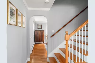 64 Newfield St, Boston, MA 02132 - Photo 8