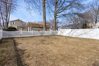 64 Newfield St, Boston, MA 02132 - Photo 30