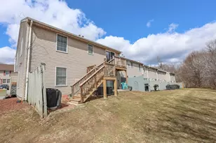 8 Oliver St, Haverhill, MA 01832 - Photo 18