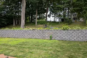 17 Daley St, Leominster, MA 01453 - Photo 20