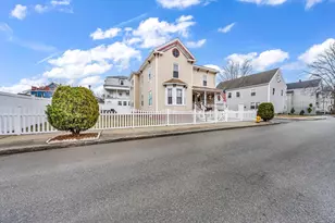 8 Ford St, Haverhill, MA 01832 - Photo 2