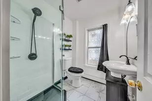 8 Ford St, Haverhill, MA 01832 - Photo 24