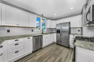 8 Ford St, Haverhill, MA 01832 - Photo 14