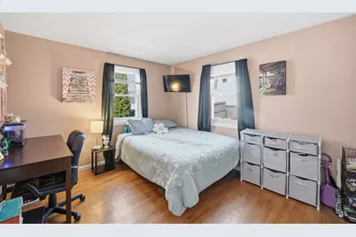 88 Agnes St, Springfield, MA 01118 - Photo 22