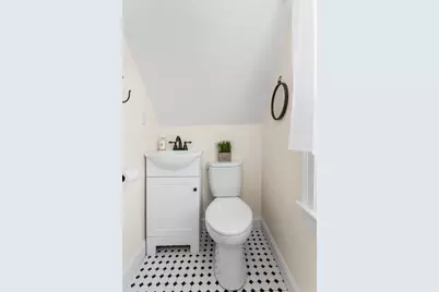 12 Arnold St, Arlington, MA 02476 - Photo 24