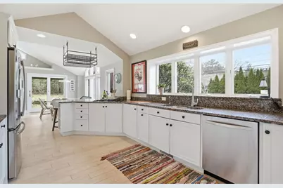 180 Chestnut St, Duxbury, MA 02332 - Photo 18