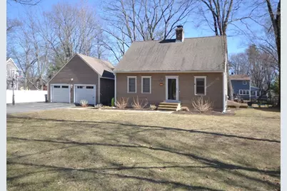 180 Highland St, Holden, MA 01520 - Photo 1