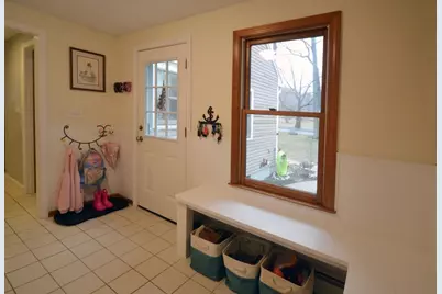 180 Highland St, Holden, MA 01520 - Photo 4