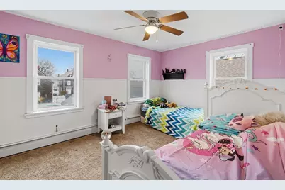 76 Liberty St, New Bedford, MA 02740 - Photo 12