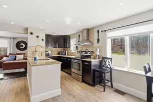 1 Canterbury Ave, Haverhill, MA 01832 - Photo 6