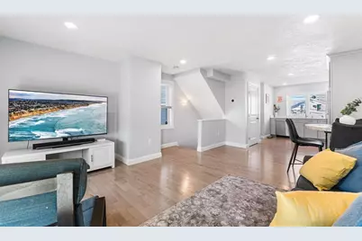 18 1/2 Dalton Ct #18 1/2, Peabody, MA 01960 - Photo 8