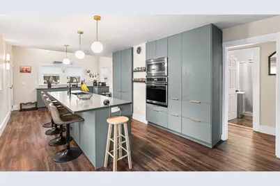 24 Franklin St, Stoughton, MA 02072 - Photo 2