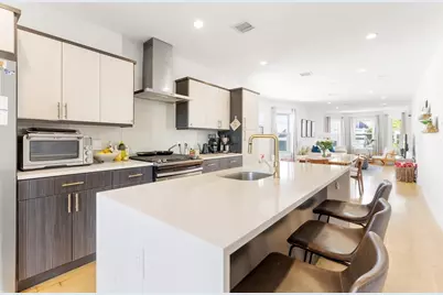 112 King Street #3, Boston, MA 02122 - Photo 2