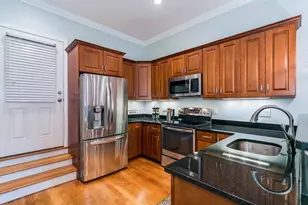 695 E 8th St, Boston, MA 02127 - Photo 4