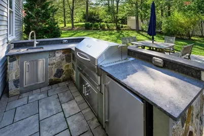 19 Brickyard Lane, Westborough, MA 01581 - Photo 4