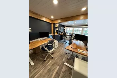 1 Merrimac St #7, Newburyport, MA 01950 - Photo 4