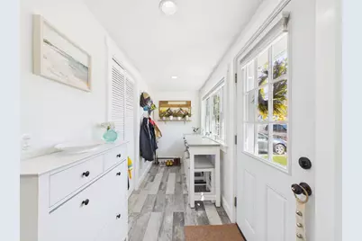 3 Hazel St, Wareham, MA 02571 - Photo 4