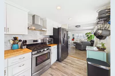 3 Hazel St, Wareham, MA 02571 - Photo 12