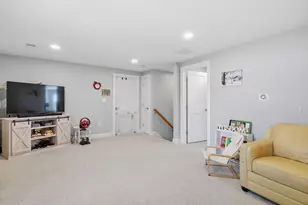 3 Bernard Ln, Chelmsford, MA 01824 - Photo 18