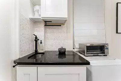 36R Joy St #3, Boston, MA 02114 - Photo 8