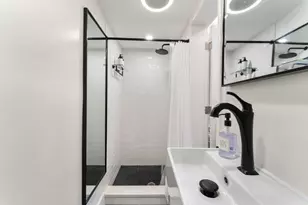 36 Joy St, Boston, MA 02114 - Photo 6