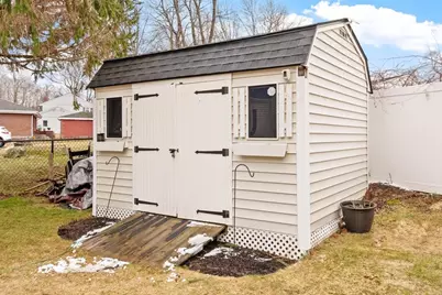 81 Hurd St, Fitchburg, MA 01420 - Photo 34