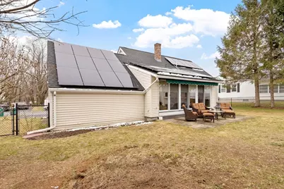 81 Hurd St, Fitchburg, MA 01420 - Photo 6