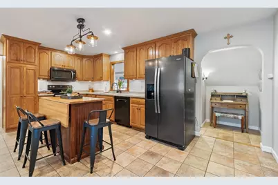 81 Hurd St, Fitchburg, MA 01420 - Photo 12