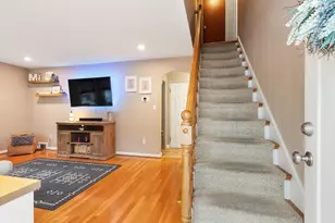 81 Hurd St, Fitchburg, MA 01420 - Photo 24