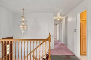 4 Jeffrey Rd, Canton, MA 02021 - Photo 2